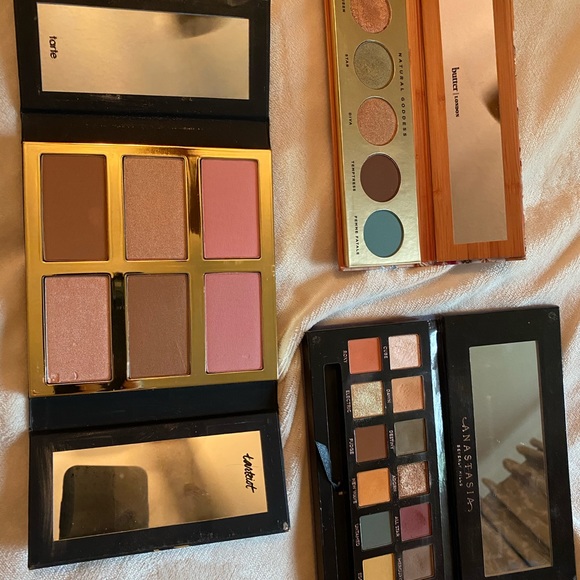 Makeup pallets! Bundle - Picture 2 of 2